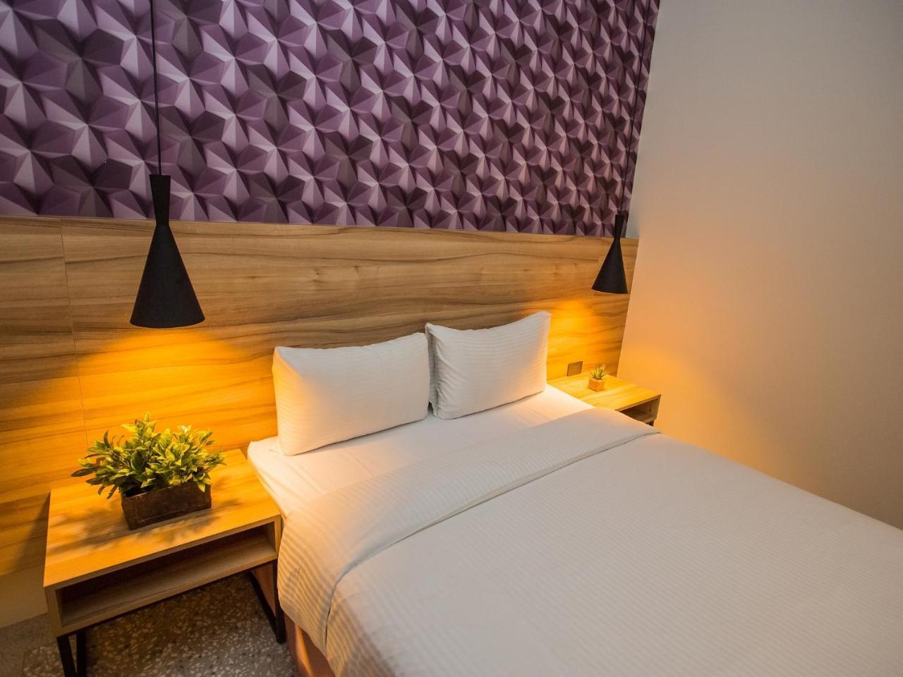 Rainbow Hotel Magong Extérieur photo