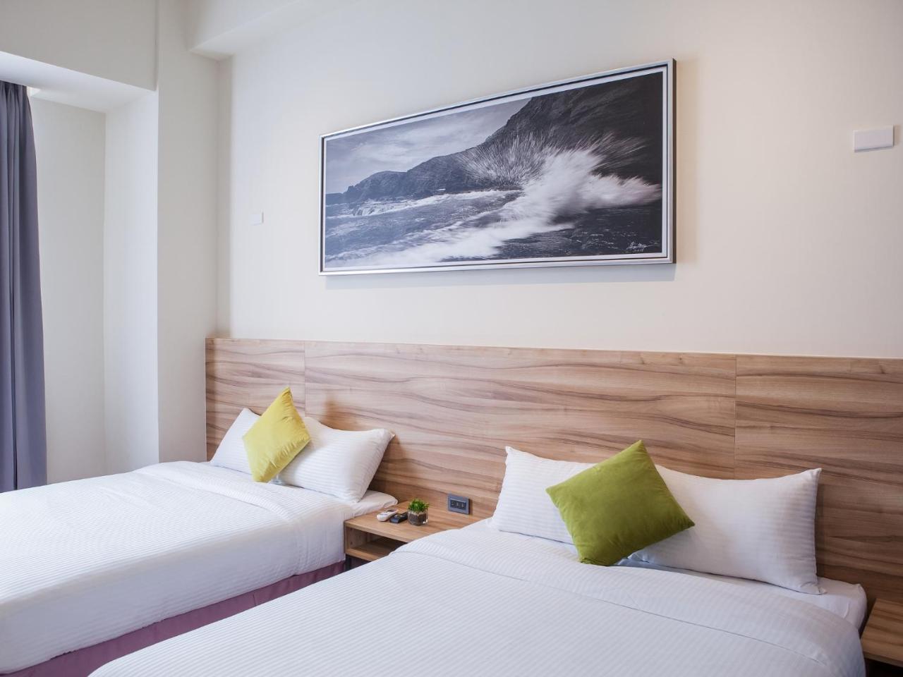 Rainbow Hotel Magong Extérieur photo